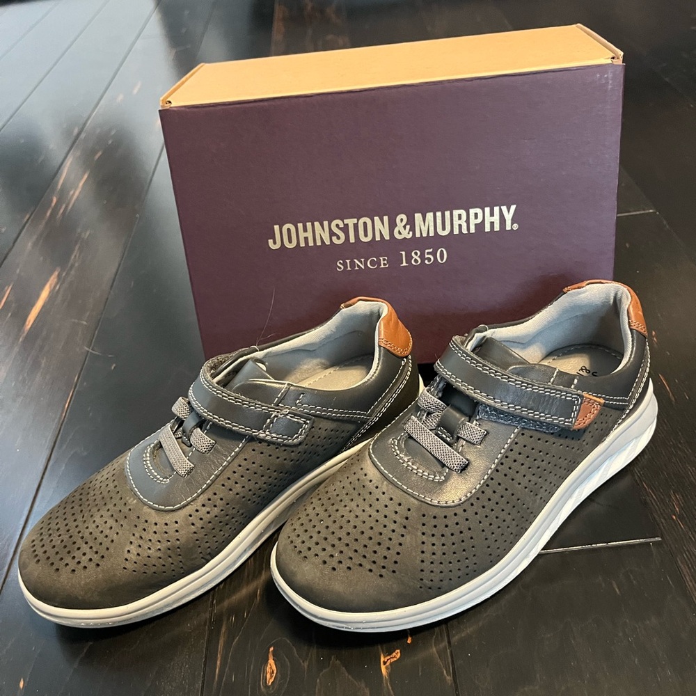 Johnston & Murphy Little Kid Activate U-Throat Nubuck Shoes 12M
